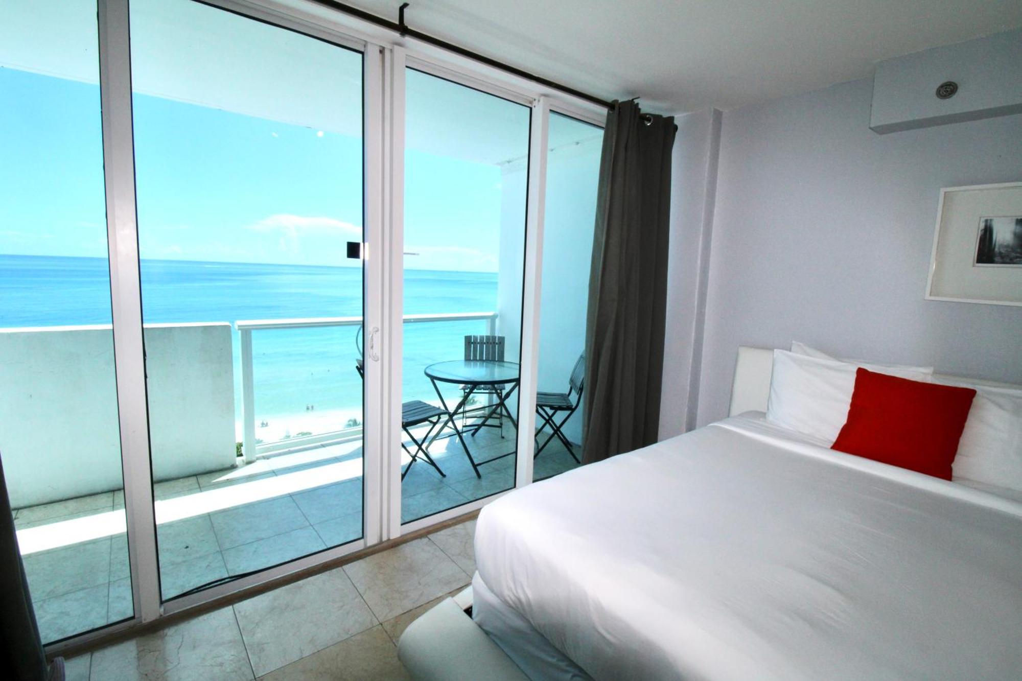 Castle 828 Oceanfront View With Balcony, Pool, Tennis, Beach Access And Free Parking! 마이애미 비치 외부 사진
